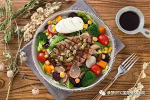 增肌减脂的运动营养该如何安排？